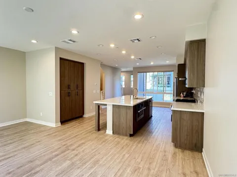 13122 Lumen Way
