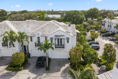 914 St George Boulevard
