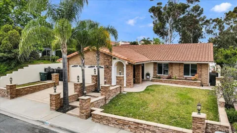 819 Arroyo Place