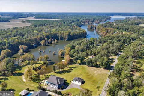 119 N Cedar Creek RD
