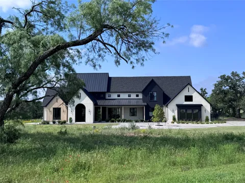 250 Hawthorne Lane