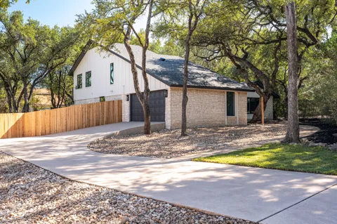 10907 Spicewood Parkway