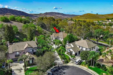 525 Oak Tree Court