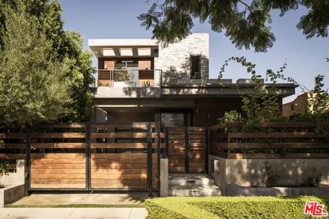 532 Huntley Drive