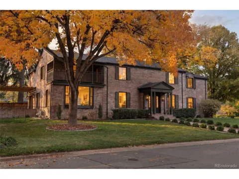 15 Crestmoor Drive