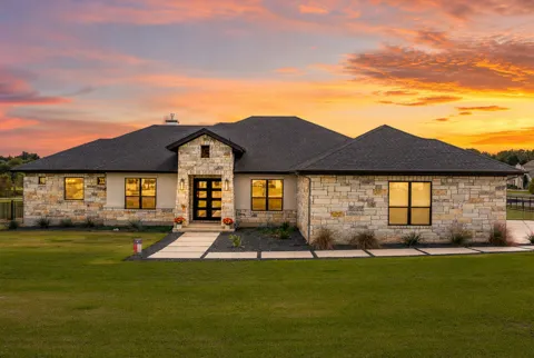 127 Lazy Creek Drive