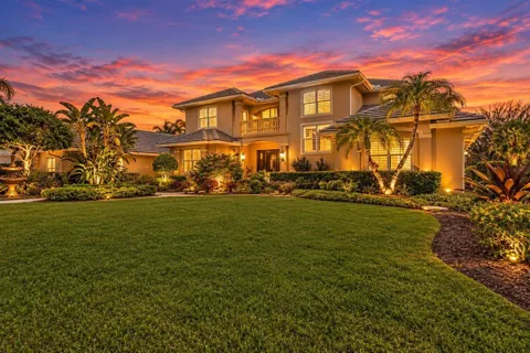 7953 Saddlebrook Drive