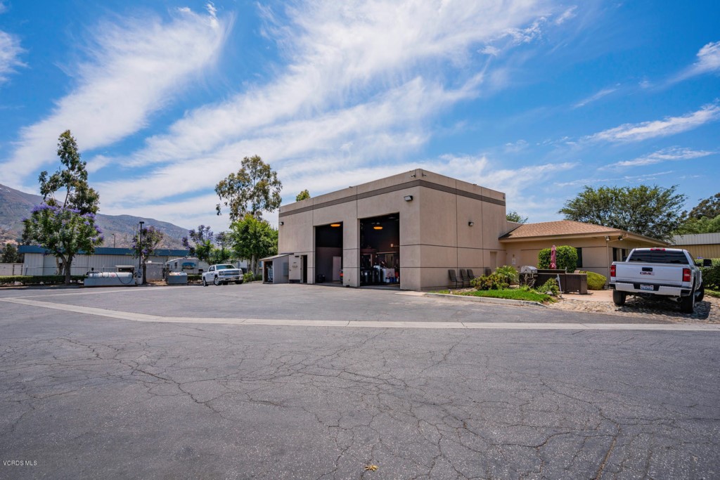 235 Quail Court Santa Paula, CA 93060