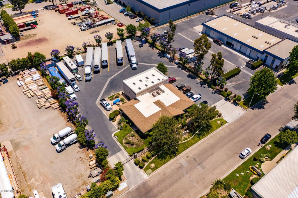 235 Quail Court Santa Paula, CA 93060