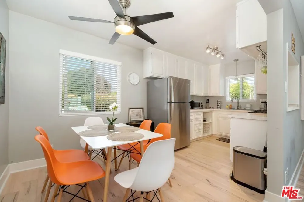 11 20TH AVENUE Venice, CA 90291