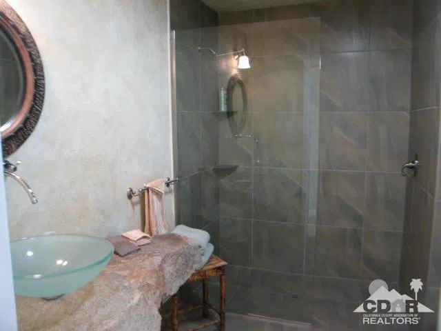 293 Serena Drive Palm Desert, CA 92260