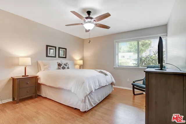 24648 Eilat Street Woodland Hills, CA 91367