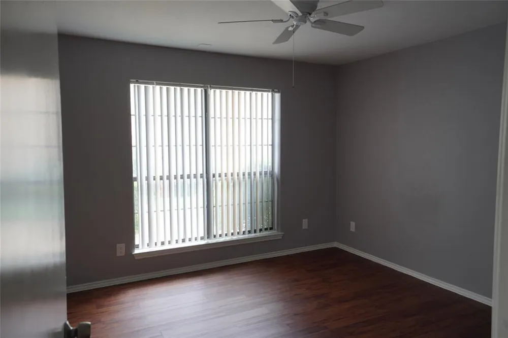5805 Lake Hubbard Parkway #203 Garland, TX 75043