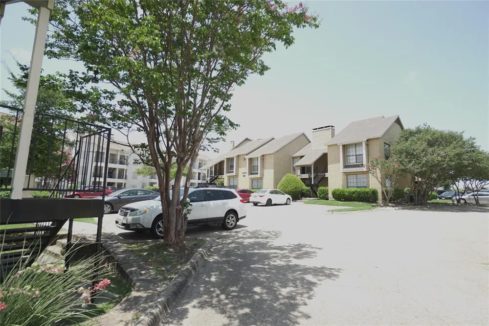 5805 Lake Hubbard Parkway #203 Garland, TX 75043