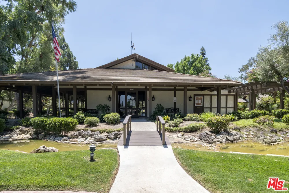 1637 Aspen Village Way West Covina, CA 91791