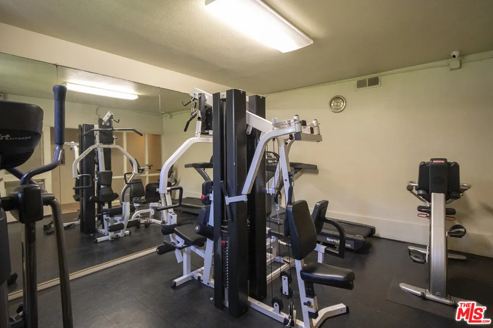 1637 Aspen Village Way West Covina, CA 91791