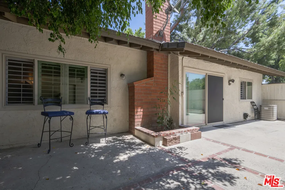 1637 Aspen Village Way West Covina, CA 91791