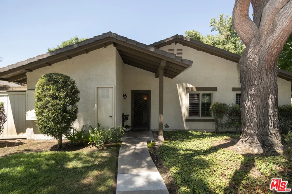 1637 Aspen Village Way West Covina, CA 91791