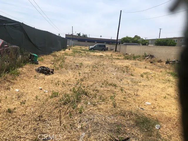 15751 Blaine Avenue Bellflower, CA 90706