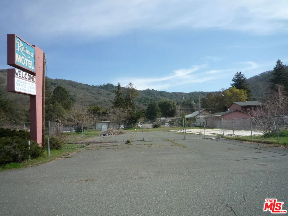 6900 Frontage Road Lucerne, CA 95458