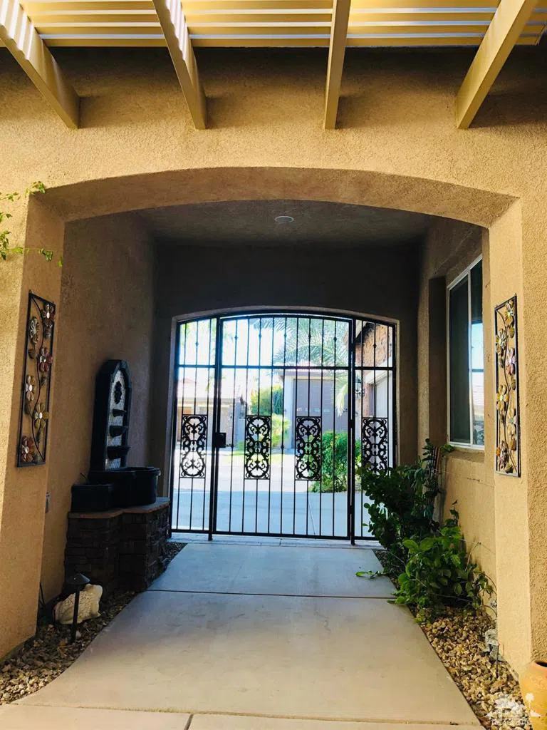 49535 Redford Way Indio, CA 92201