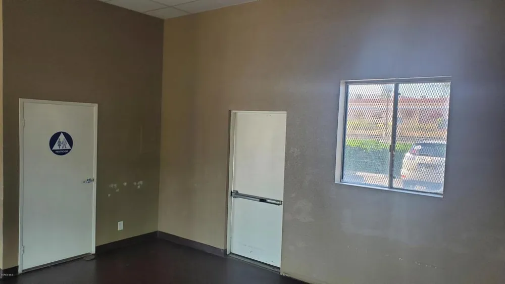 111 Poindexter Avenue #E&F Moorpark, CA 93021