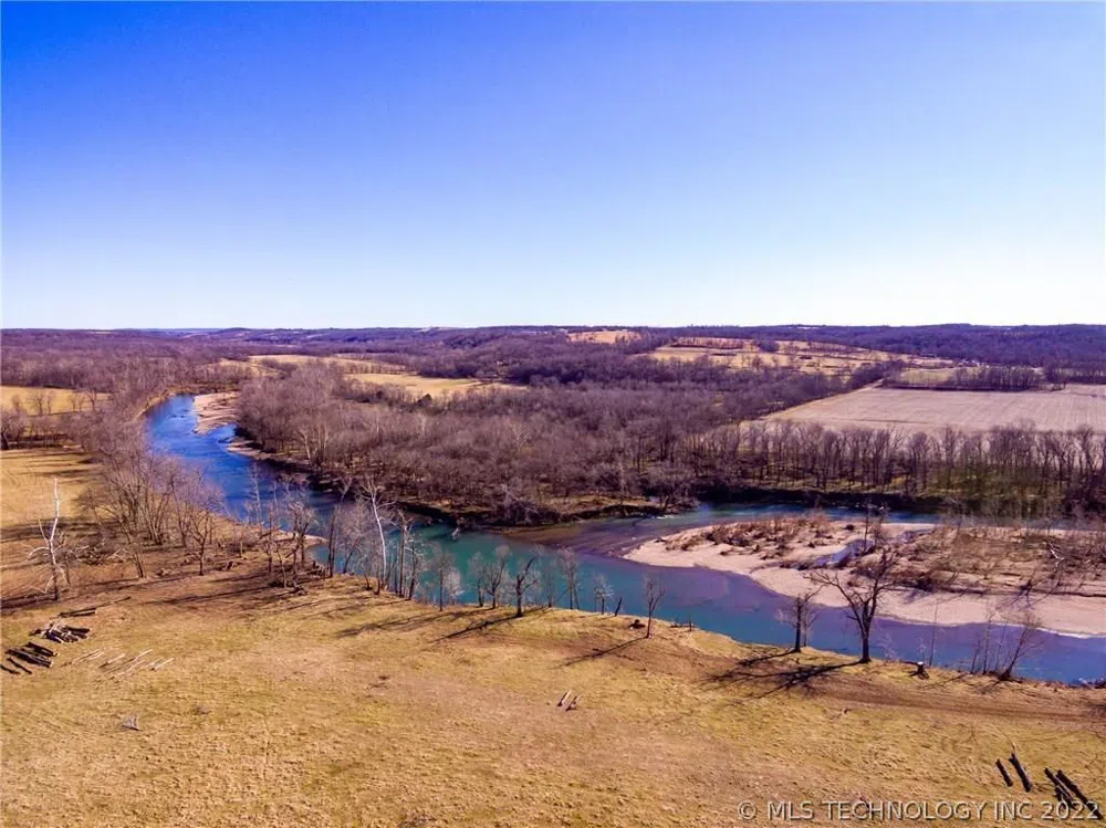 S 608 ROAD Watts, OK 74964
