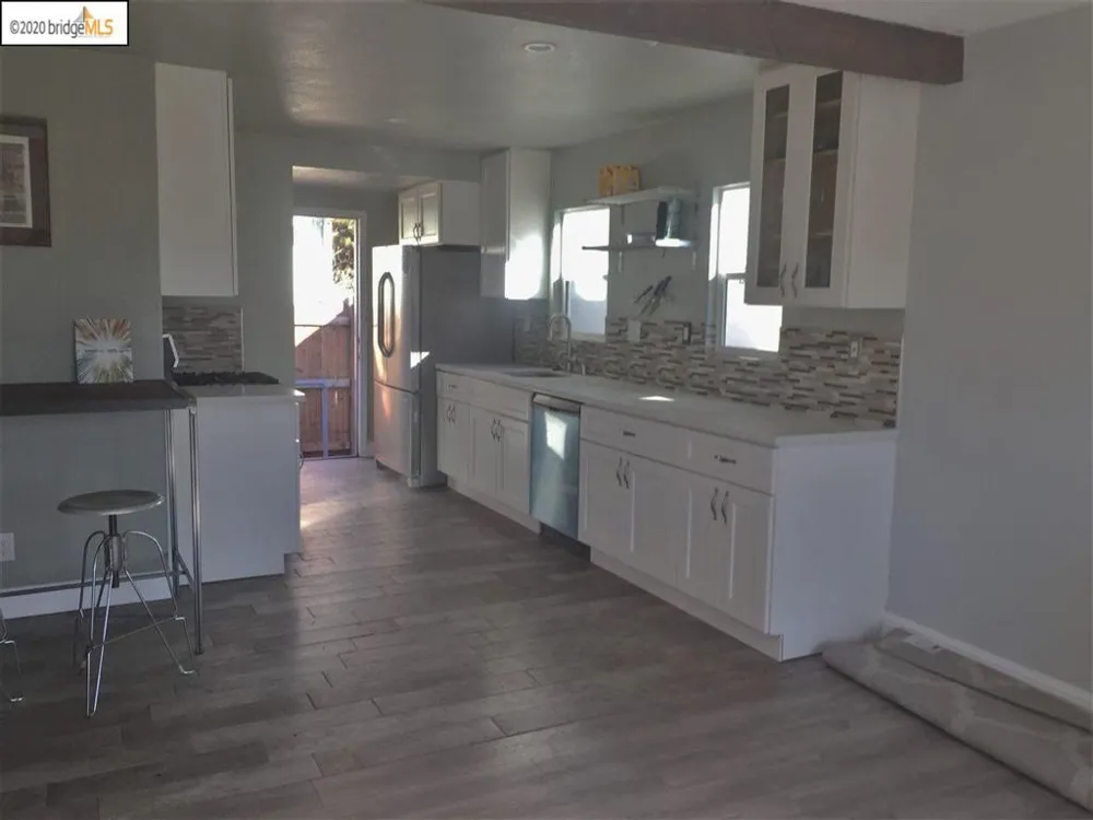 7510 7510 Rudsdale Street Oakland, CA 94621
