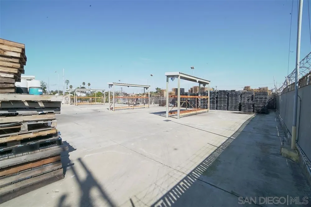 2929 Commercial St San Diego, CA 92113