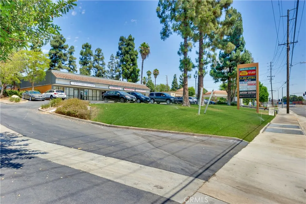 6821 Fairlynn Boulevard Yorba Linda, CA 92886