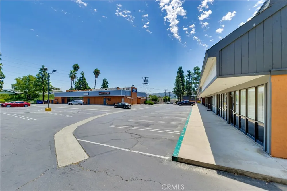 6821 Fairlynn Boulevard Yorba Linda, CA 92886