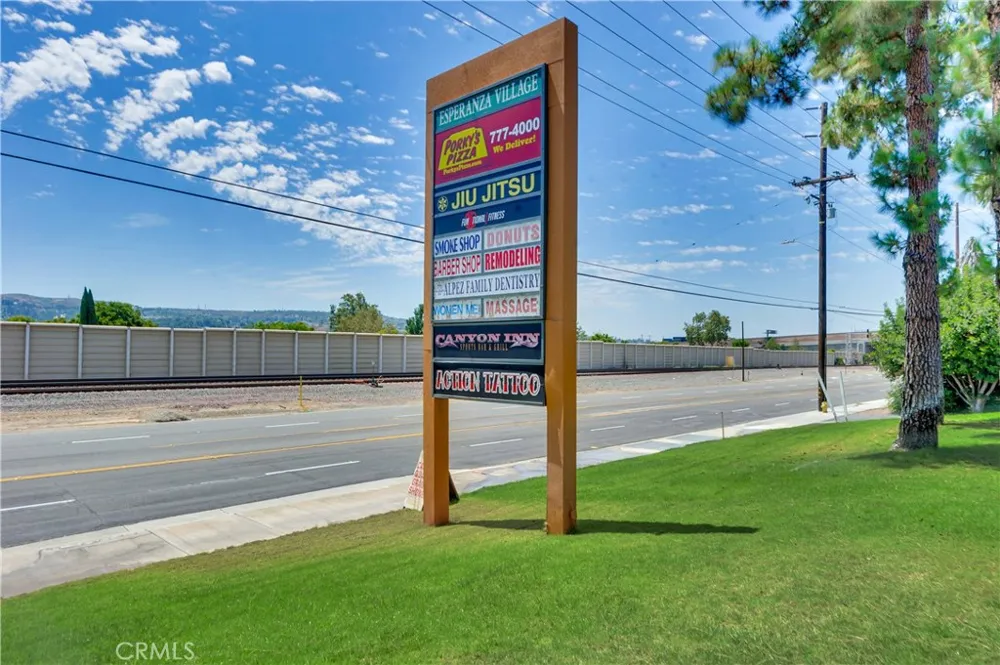 6821 Fairlynn Boulevard Yorba Linda, CA 92886