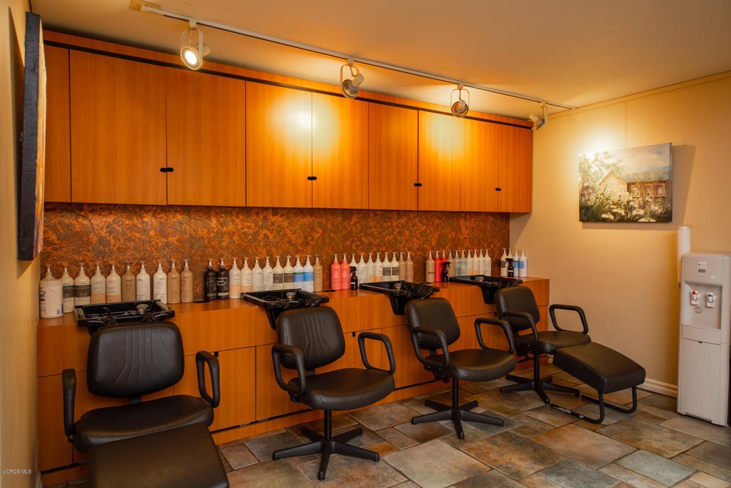 205 S Signal Street Ojai, CA 93023