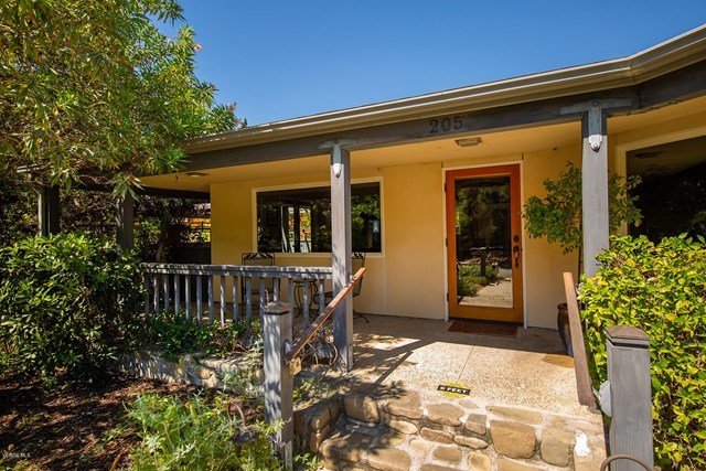 205 S Signal Street Ojai, CA 93023