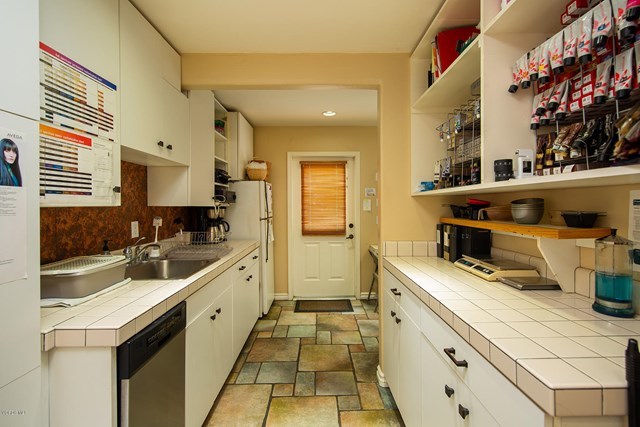 205 S Signal Street Ojai, CA 93023