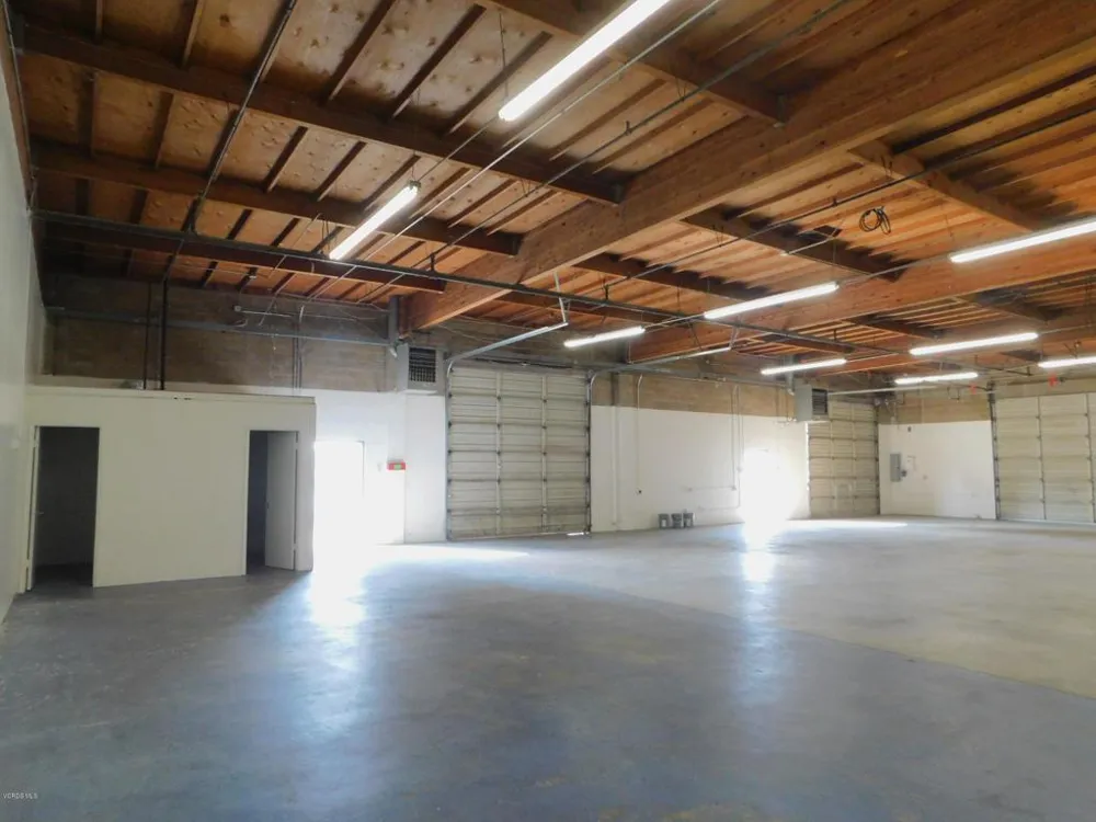 2215 Palma Drive Ventura, CA 93003