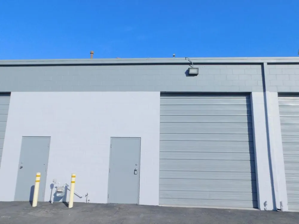 2215 Palma Drive Ventura, CA 93003