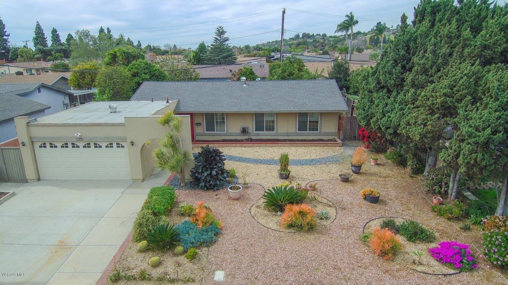 813 Calle Circulo Camarillo, CA 93010