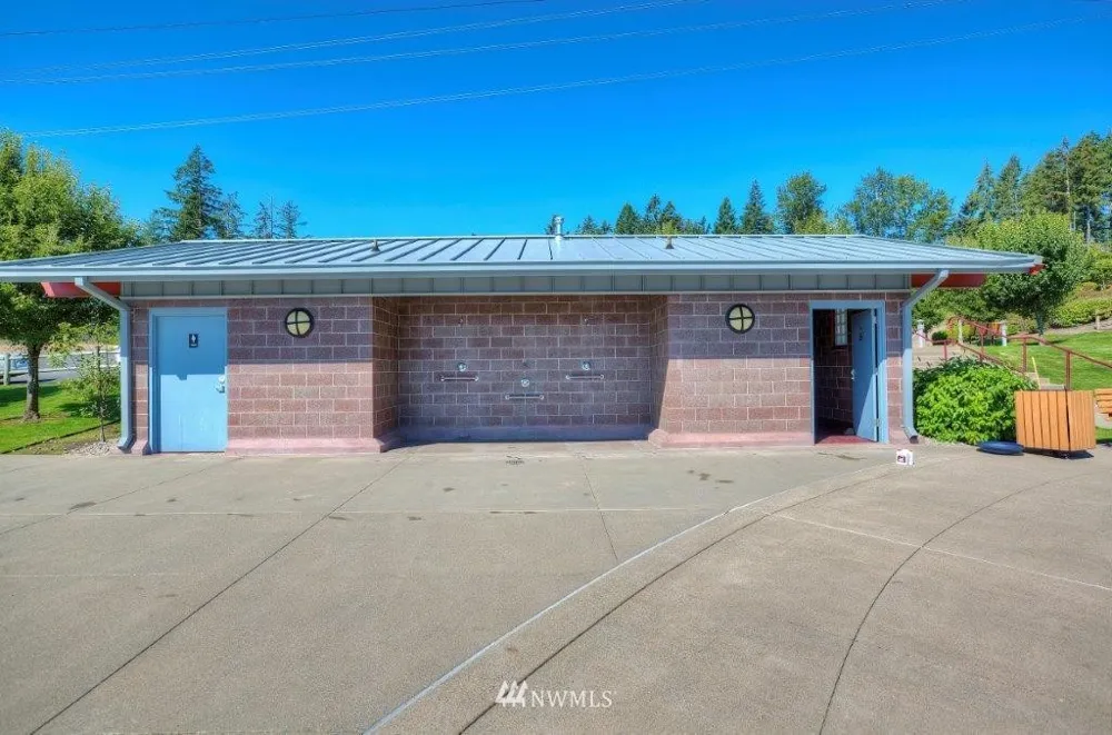 17608 16th Street Ct E Lake Tapps, WA 98391