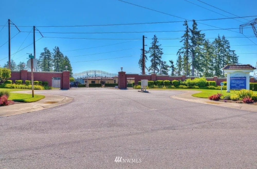 17612 16th Street Ct E Lake Tapps, WA 98391