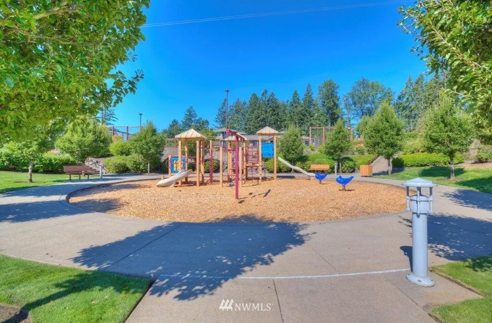 17612 16th Street Ct E Lake Tapps, WA 98391