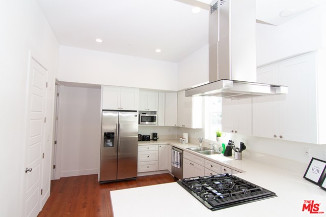 4225 Ince  Boulevard Culver City, CA 90230