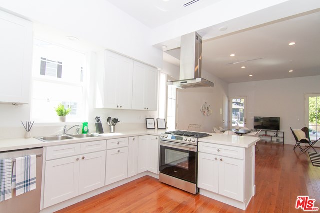4225 Ince  Boulevard Culver City, CA 90230
