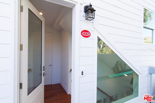 4225 Ince  Boulevard Culver City, CA 90230