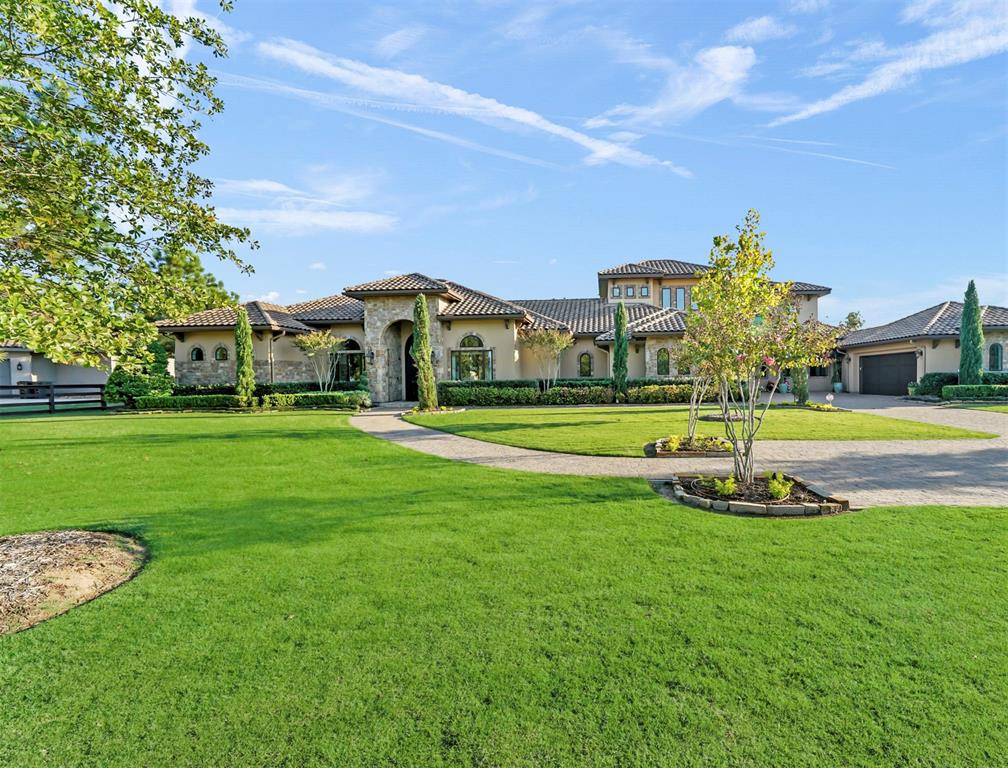 8 Copper Bottom Drive