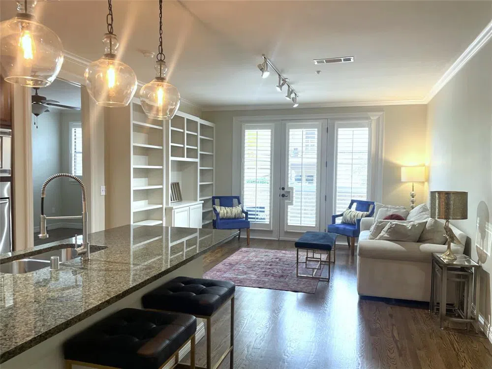 8616 Turtle Creek Boulevard #207