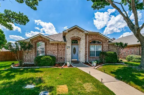 1504 Swan Lake Drive