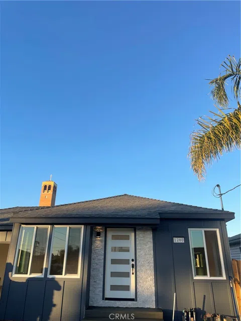 1280 W 1st Street