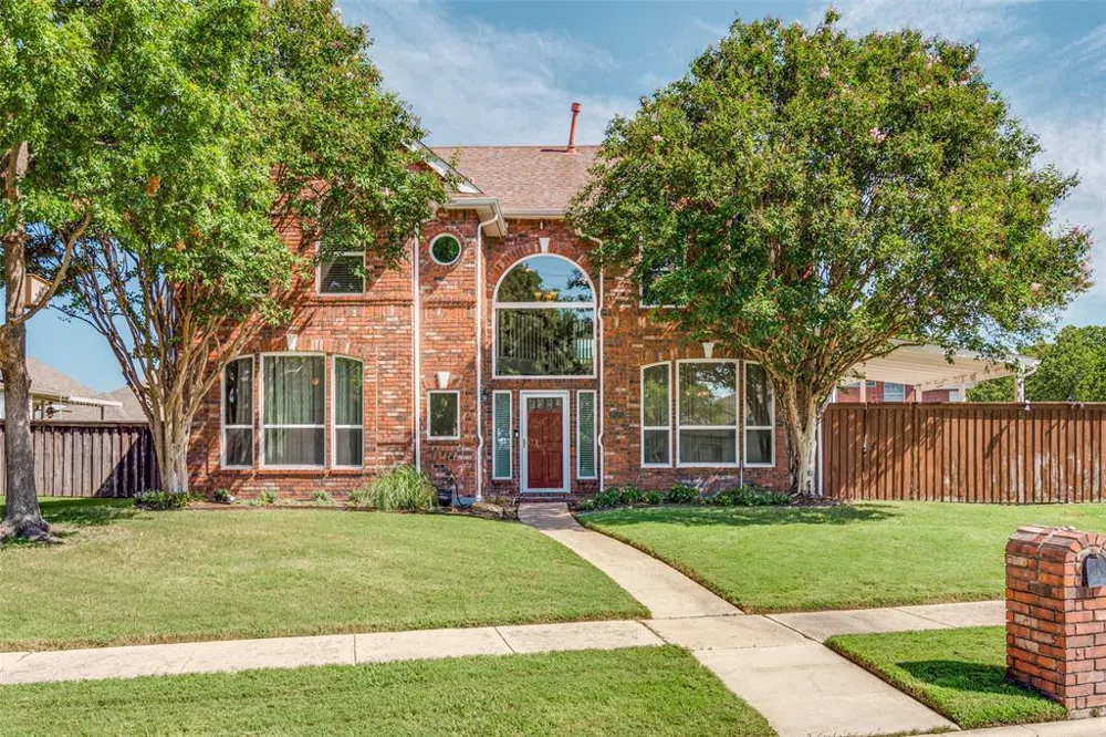 2521 Kings Gate Drive