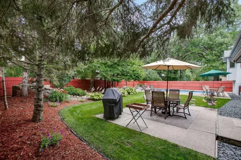 2117 Edinbrook Terrace